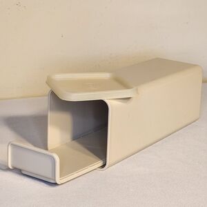 Vintage Tupperware Velveeta Cheese Cracker Keeper w/ Tray and Lid